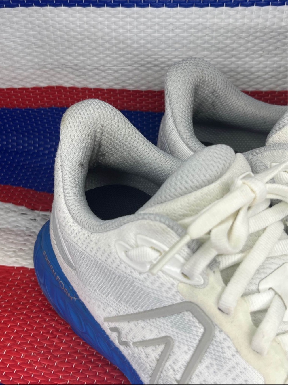 NEW BALANCE Fresh Foam X 880v12 Healthy Lifestyle Running Sneaker Shoe Size 8.5 - Picture 4 of 11